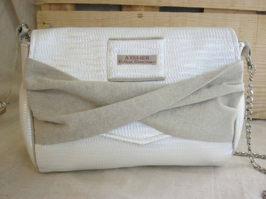 Pochette Léna Nacrée