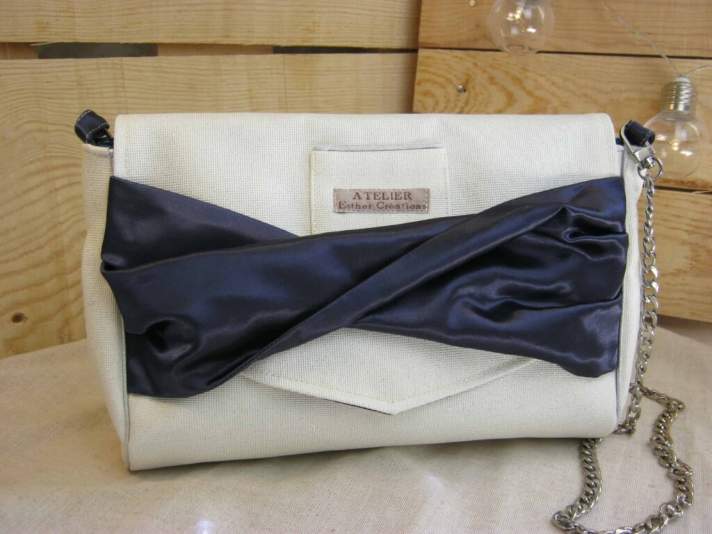 Pochette Léna bleu roy