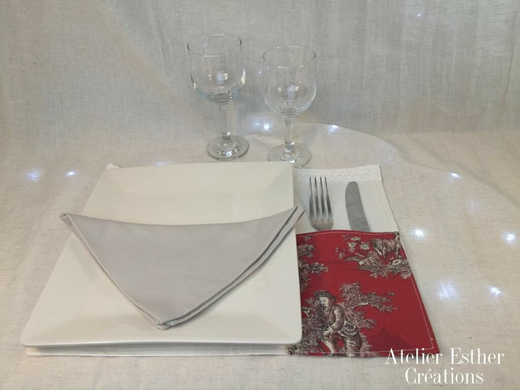 Sets de table “Toile de Jouy rouge”